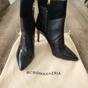 BCBGMaxAzria Black Textured Ankle Booties